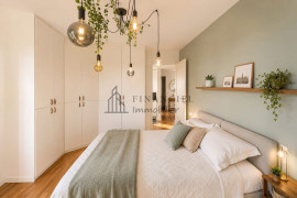 
                                                                                        Vente
                                                                                         VEND SUPERBE 2 PIECES - 43 M²