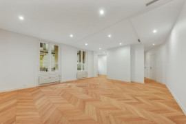 
                                                                                        Vente
                                                                                         Vente Bureaux Paris 75007