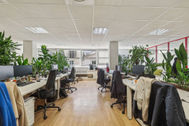 
                                                                                        Vente
                                                                                         Vente et location Bureaux Paris 75010