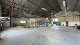 
                                                                                        Vente
                                                                                         vente local commercial 630 m2