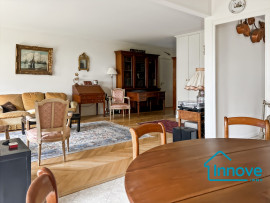 
                                                                                        Vente
                                                                                         VERSAILLES Glatigny - rez de jardin -3 ch- 87 m²