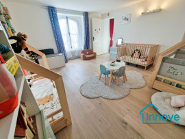 
                                                                                        Vente
                                                                                         Versailles Montbauron 4 pièces