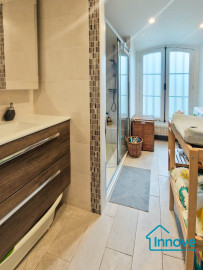 
                                                                                        Vente
                                                                                         Versailles Montbauron 4 pièces