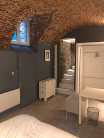 
                                                                                        Location
                                                                                         Vieux Lille/Appt T2 MEUBLE/TERRASSE 30M²