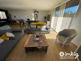 Vente
Villa 5 chambres / Piscine / Vue exceptionnelle