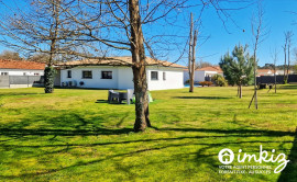 
                                                                                        Vente
                                                                                         Villa contemporaine avec piscine