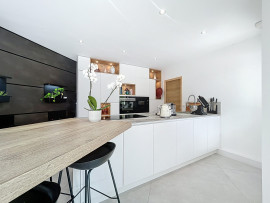 Vente
VILLA CONTEMPORAINE – VUE DÉGAGÉE & BASSIN DE NAGE