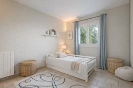 
                                                                                        Vente
                                                                                         VILLA CORNICHE FLEURIE
