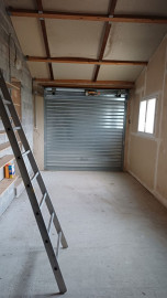 
                                                                                        Location
                                                                                         Villa dans quartier résidentiel