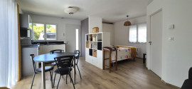 
                                                                                        Vente
                                                                                         Villa de 125 m² 4 ch sur un terrain de 772 m²