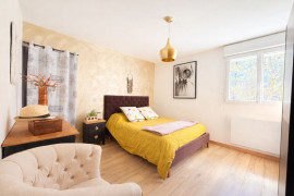 
                                                                                        Vente
                                                                                         Villa de plain-pied 225 m² – 5 chambres dont suite parentale – Piscine – 15 min de Bergerac