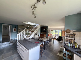 
                                                                                        Vente
                                                                                         Villa familiale 8 pièces de plus de 190 m²