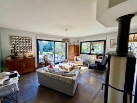 
                                                                                        Vente
                                                                                         Villa familiale 8 pièces de plus de 190 m²