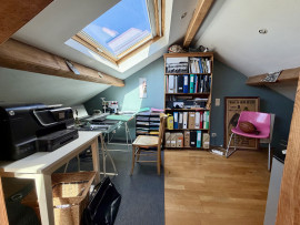 
                                                                                        Vente
                                                                                         Villa familiale 8 pièces de plus de 190 m²