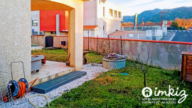 
                                                                                        Vente
                                                                                         villa plain-pied - garage - piscine