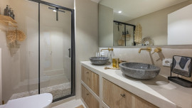 
                                                                                        Vente
                                                                                         Villa Rénovée à Atalaya de Río Verde