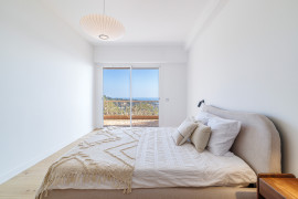 
                                                                                        Vente
                                                                                         VILLEFRANCHE SUR MER - Corne d’Or  - Magnifique 3 pièces entièrement rénové disposant d’une terrasse avec vue panoramique sur la mer