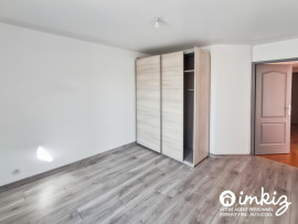 
                                                                                        Vente
                                                                                         Villeneuve-le-Roi  – À 8 min du RER -2p 49m²