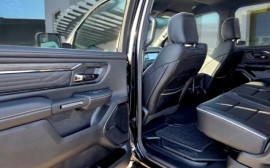 
                                                                                        Voiture
                                                                                         Voiture 4x4 - Dodge Ram 1500  Crew Cab 5.7 V8 LIMITED eTORQUE - 114970€