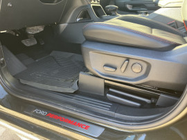 
                                                                                        Voiture
                                                                                         Voiture 4x4 - Ford Ranger RAPTOR "R"  V6  410 CH - 99970€