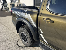 
                                                                                        Voiture
                                                                                         Voiture 4x4 - Ford Ranger RAPTOR "R"  V6  410 CH - 99970€