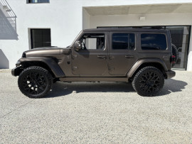 
                                                                                        Voiture
                                                                                         Voiture 4x4 - Jeep Brute HYBRID - 159970€