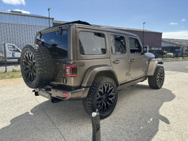 
                                                                                        Voiture
                                                                                         Voiture 4x4 - Jeep Brute HYBRID - 159970€