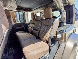 
                                                                                        Voiture
                                                                                         Voiture 4x4 - Jeep Brute HYBRID - 159970€