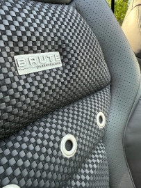 
                                                                                        Voiture
                                                                                         Voiture 4x4 - Jeep Brute HYBRID - 168970€