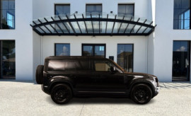 
                                                                                        Voiture
                                                                                         Voiture 4x4 - Land Rover Defender 110 D250 /S UTILITAIRE 3 PLACES - 99970€
