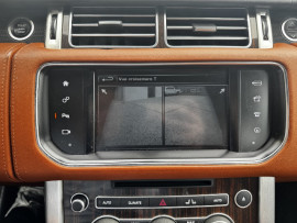 
                                                                                        Voiture
                                                                                         Voiture 4x4 - Land Rover Range Rover AUTOBIOGRAPHY - 29970€