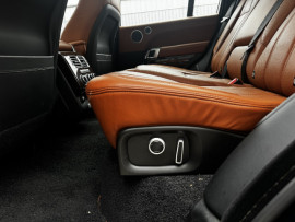 
                                                                                        Voiture
                                                                                         Voiture 4x4 - Land Rover Range Rover AUTOBIOGRAPHY - 29970€