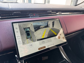 
                                                                                        Voiture
                                                                                         Voiture 4x4 - Land Rover Range Rover P550 E PHEV AUTOBIOGRAPHY DYNAMIC - 139970€