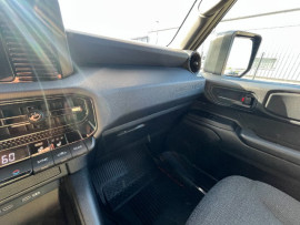 
                                                                                        Voiture
                                                                                         Voiture 4x4 - Toyota Land Cruiser 1958 2.4L HYBRID - 98970€