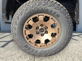 
                                                                                        Voiture
                                                                                         Voiture 4x4 - Toyota Tacoma TRAILHUNTER 4X4 DOUBLE CAB HYBRIDE - 106970€