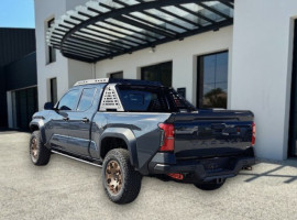 
                                                                                        Voiture
                                                                                         Voiture 4x4 - Toyota Tacoma TRAILHUNTER 4X4 DOUBLE CAB HYBRIDE - 106970€