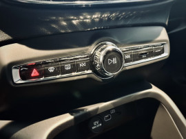 
                                                                                        Voiture
                                                                                         Voiture 4x4 - Volvo C40 Recharge Twin 408 Ch Awd 1 EDITION PLUS - 44970€