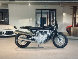 
                                                                                        Voiture
                                                                                         Voiture Cabriolet - Brough Superior Anniversary . - 74970€