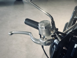 
                                                                                        Voiture
                                                                                         Voiture Cabriolet - Brough Superior Anniversary . - 74970€