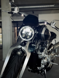 
                                                                                        Voiture
                                                                                         Voiture Cabriolet - Brough Superior Lawrence Ultimate . - 74970€