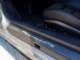 
                                                                                        Voiture
                                                                                         Voiture Cabriolet - Porsche 911 (992) Cabriolet CARRERA 4 GTS 3.0 480 CH - 189970€