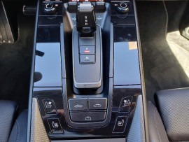 
                                                                                        Voiture
                                                                                         Voiture Cabriolet - Porsche 911 (992) Cabriolet CARRERA 4 GTS 3.0 480 CH - 189970€