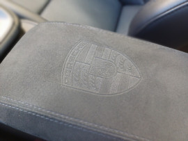 
                                                                                        Voiture
                                                                                         Voiture Cabriolet - Porsche 911 (992) Cabriolet CARRERA 4 GTS 3.0 480 CH - 189970€