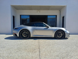 
                                                                                        Voiture
                                                                                         Voiture Cabriolet - Porsche 911 (992) Cabriolet CARRERA 4 GTS 3.0 480 CH - 189970€