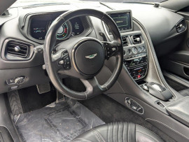 
                                                                                        Voiture
                                                                                         Voiture Coupé - Aston Martin Db11 LAUNCH EDITION V12 5.2L - 146970€