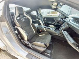 
                                                                                        Voiture
                                                                                         Voiture Coupé - Ford Mustang Shelby GT500 - 144970€