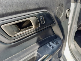 
                                                                                        Voiture
                                                                                         Voiture Coupé - Ford Mustang Shelby GT500 - 147970€