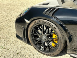 
                                                                                        Voiture
                                                                                         Voiture Coupé - Porsche 911 (991) GT2 RS - 459970€