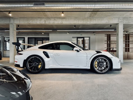 
                                                                                        Voiture
                                                                                         Voiture Coupé - Porsche 911 (991) GT3 RS - 199970€
