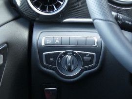 
                                                                                        Voiture
                                                                                         Voiture Monospace - Mercedes-benz Classe V Long 250D 9G-Tronic VanTourer Urban - 69970€